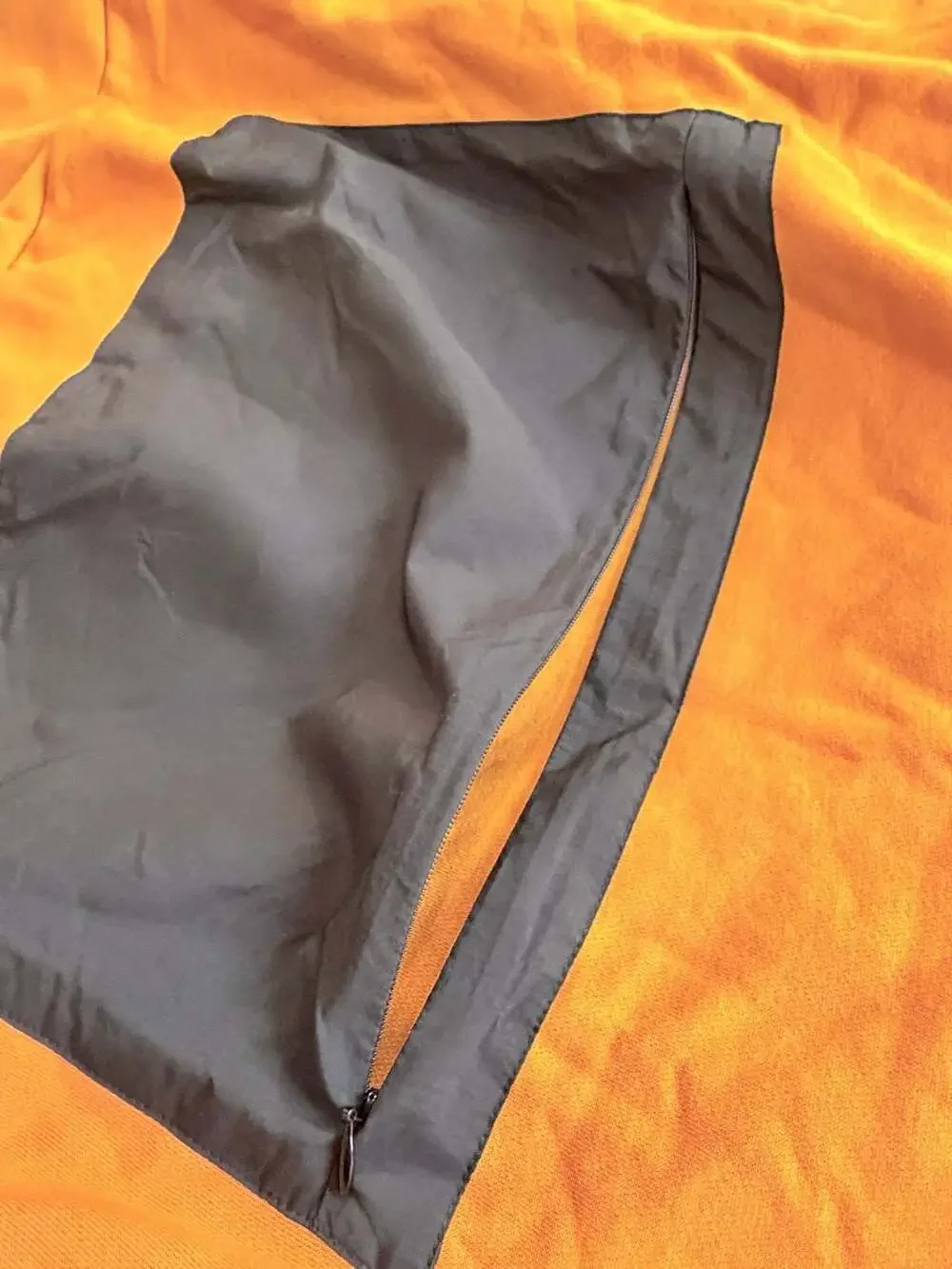Adidas Sweatshirt Men Large Orange Logo Pullover Hoodie Athletic Gym Run Trefoil